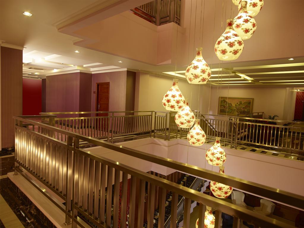 Sahati Hotel Jakarta Extérieur photo