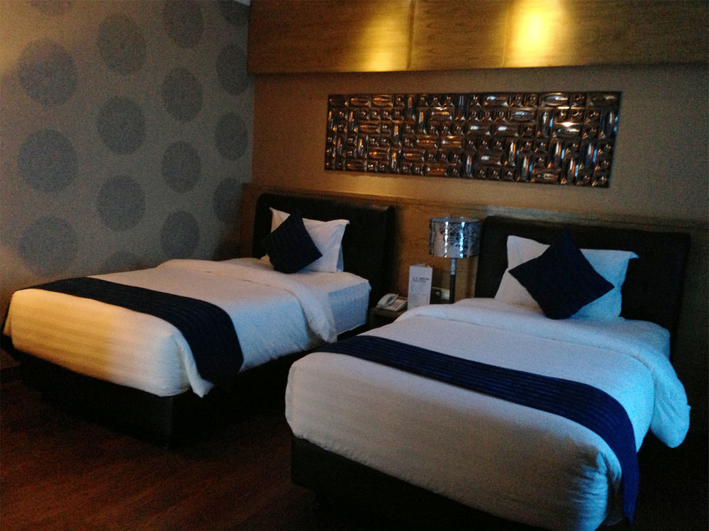 Sahati Hotel Jakarta Extérieur photo